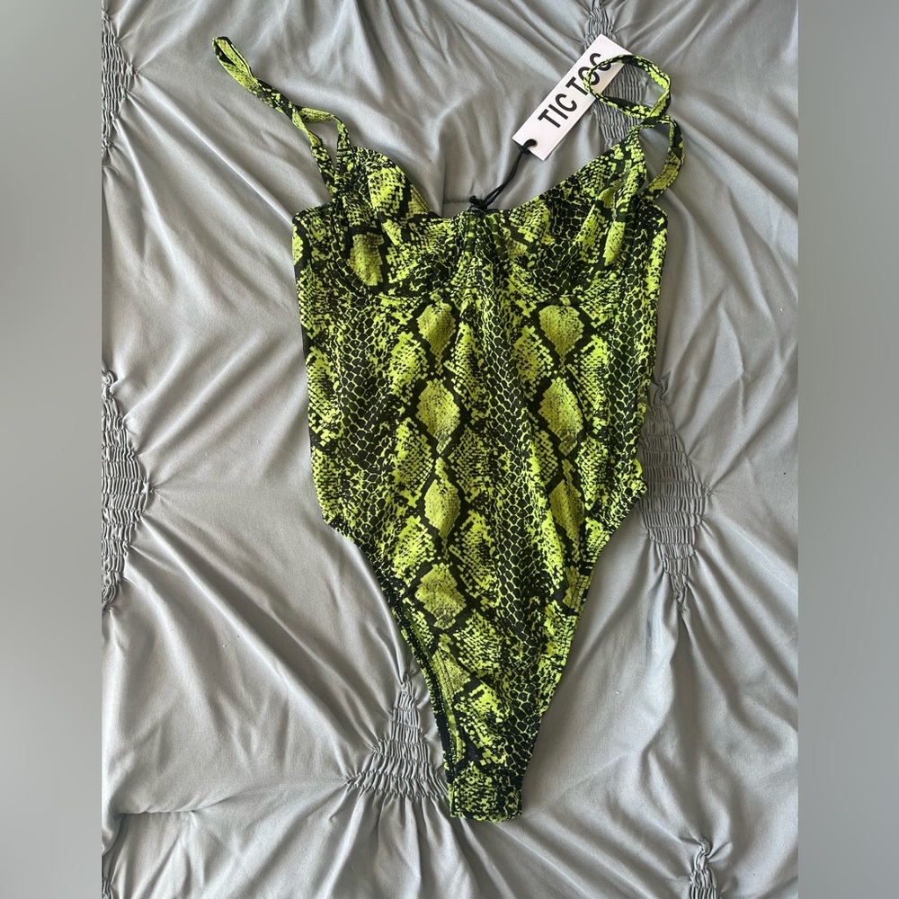 Women’s printed bodysuit